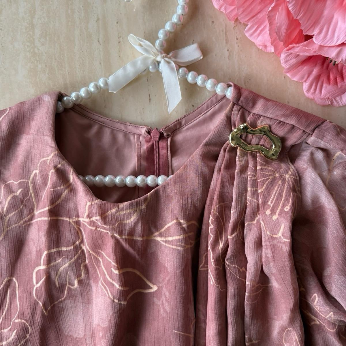Esbah Modest Top
