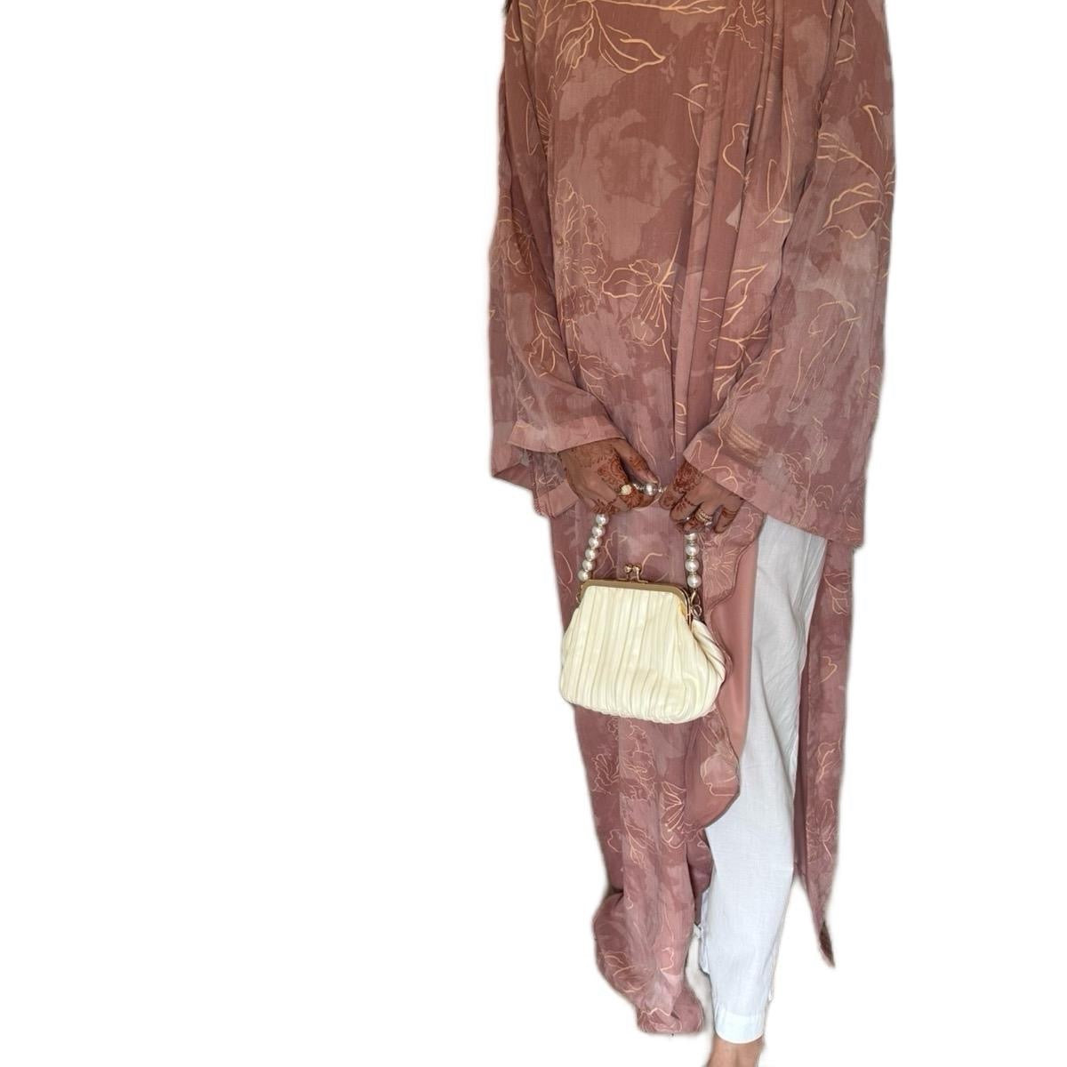 Esbah Modest Top